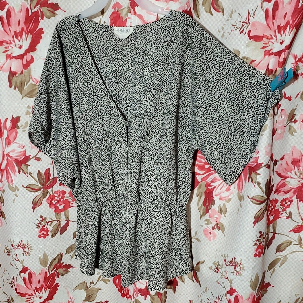 Sienna Sky Black and White Blouse Small